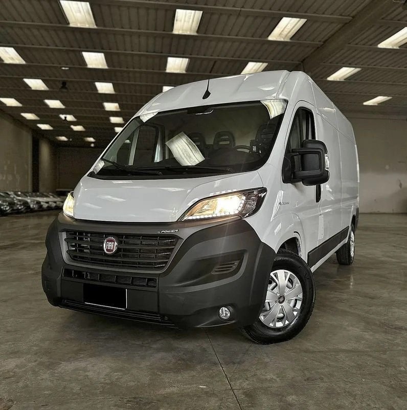 Fiat Professional eDucato 35 122CV PLM-TM Furgone con Batteria da 79kWh: Il Veicolo Usato Perfetto per il Tuo Business